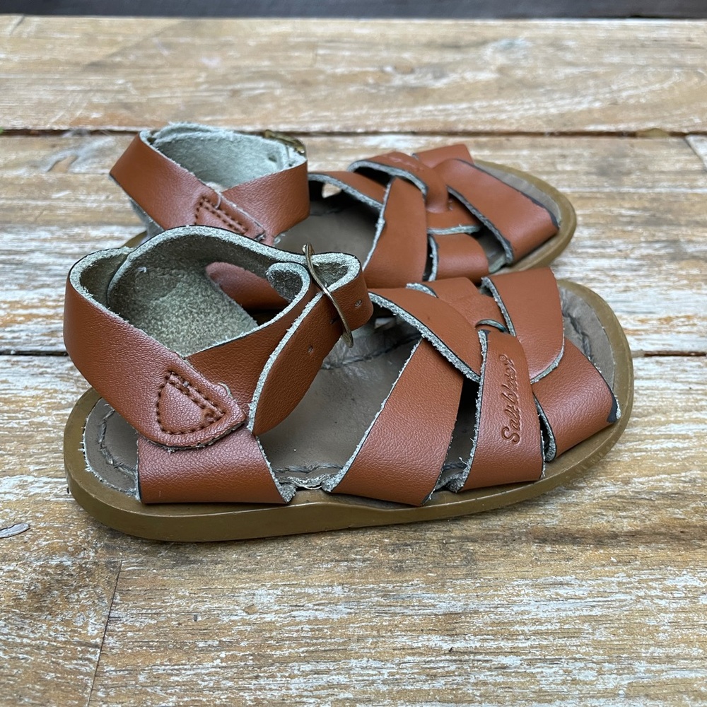Salt Water sandals, brown size 5